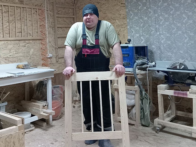 В Кирове ветеран СВО открыл производство детских кроваток